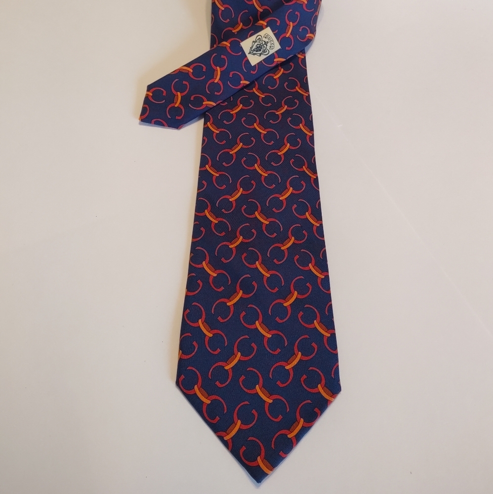 Gucci silk tie